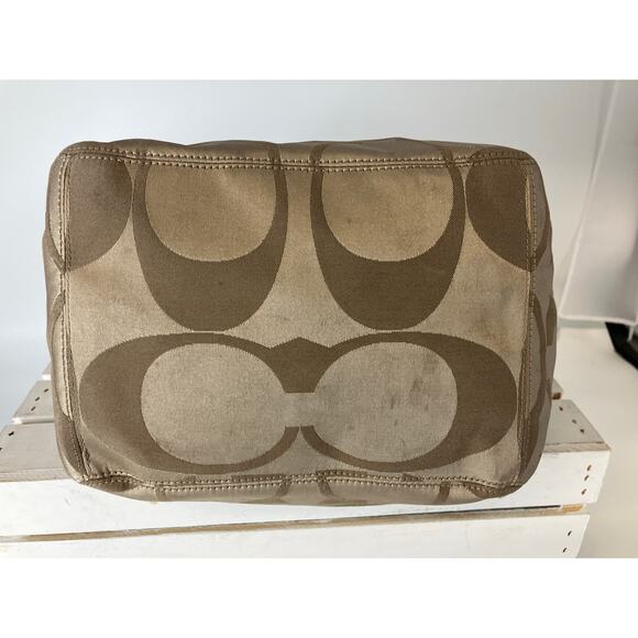 COACH 14449 LARGE TAN, BROWN SIGNAUTE PRINT SHOULDER BAG - Picture 6 of 16